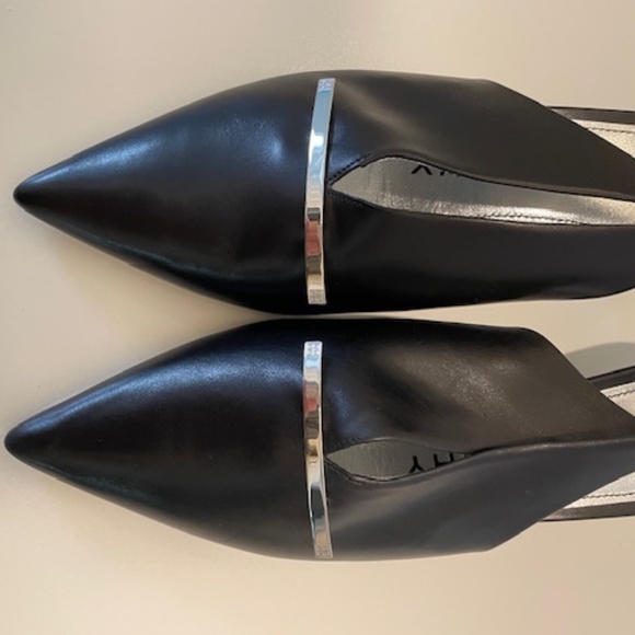 GIVENCHY Black Leather Slingback Kitten Heels - Picture 3 of 12